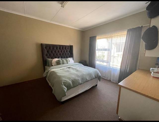 1 BEDROOM APARTMENT FOR SALE IN DASSIE RAND